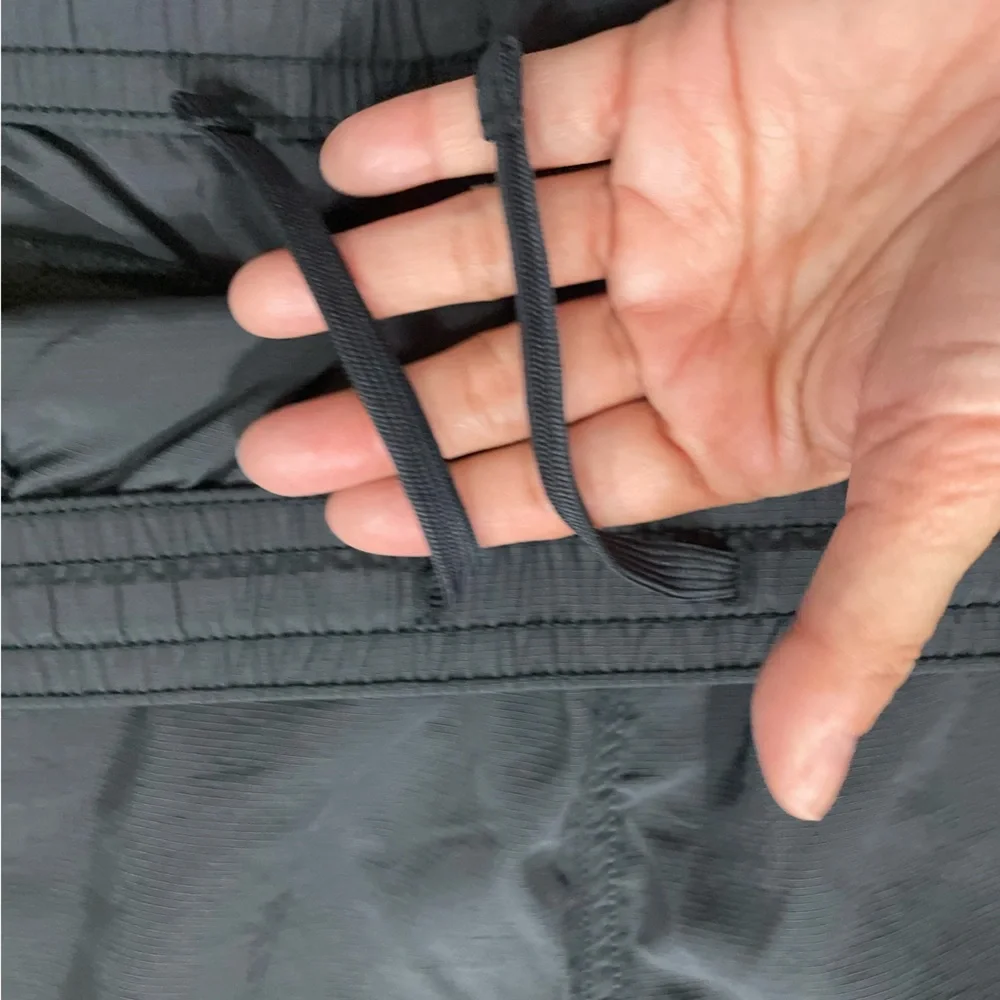 The North Face Pull-On Adventure Shorts in Asphalt Grey XXL NWT